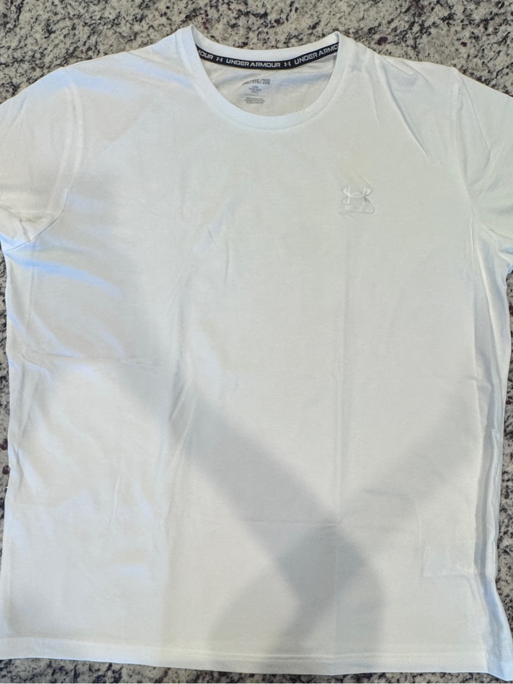 Under Armour Men’s White Short Sleeve Performance Tee with Subtle Logo